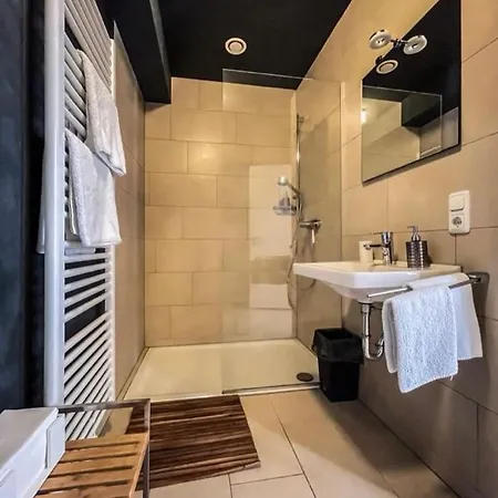- Modernes Mit 45 Qm.